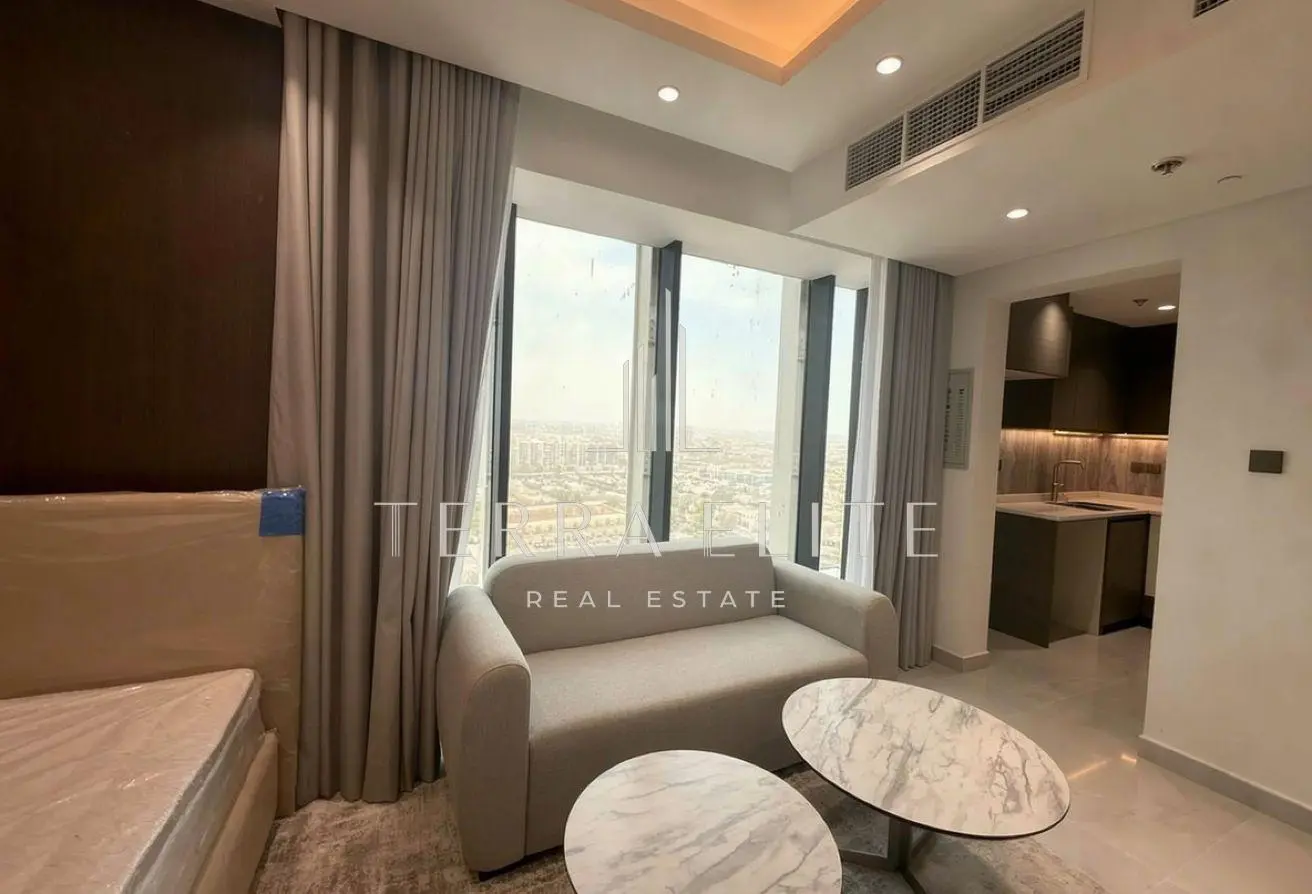 Cloud Tower JVT - High Floor - Furnished studio apartment