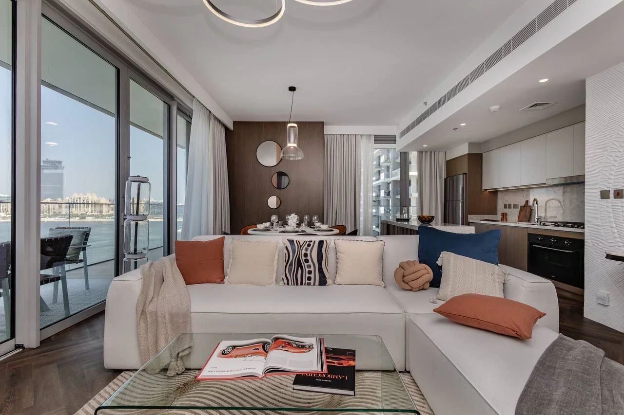 Stunning 3-Bedroom Apartment with Palm View at Beach Isle