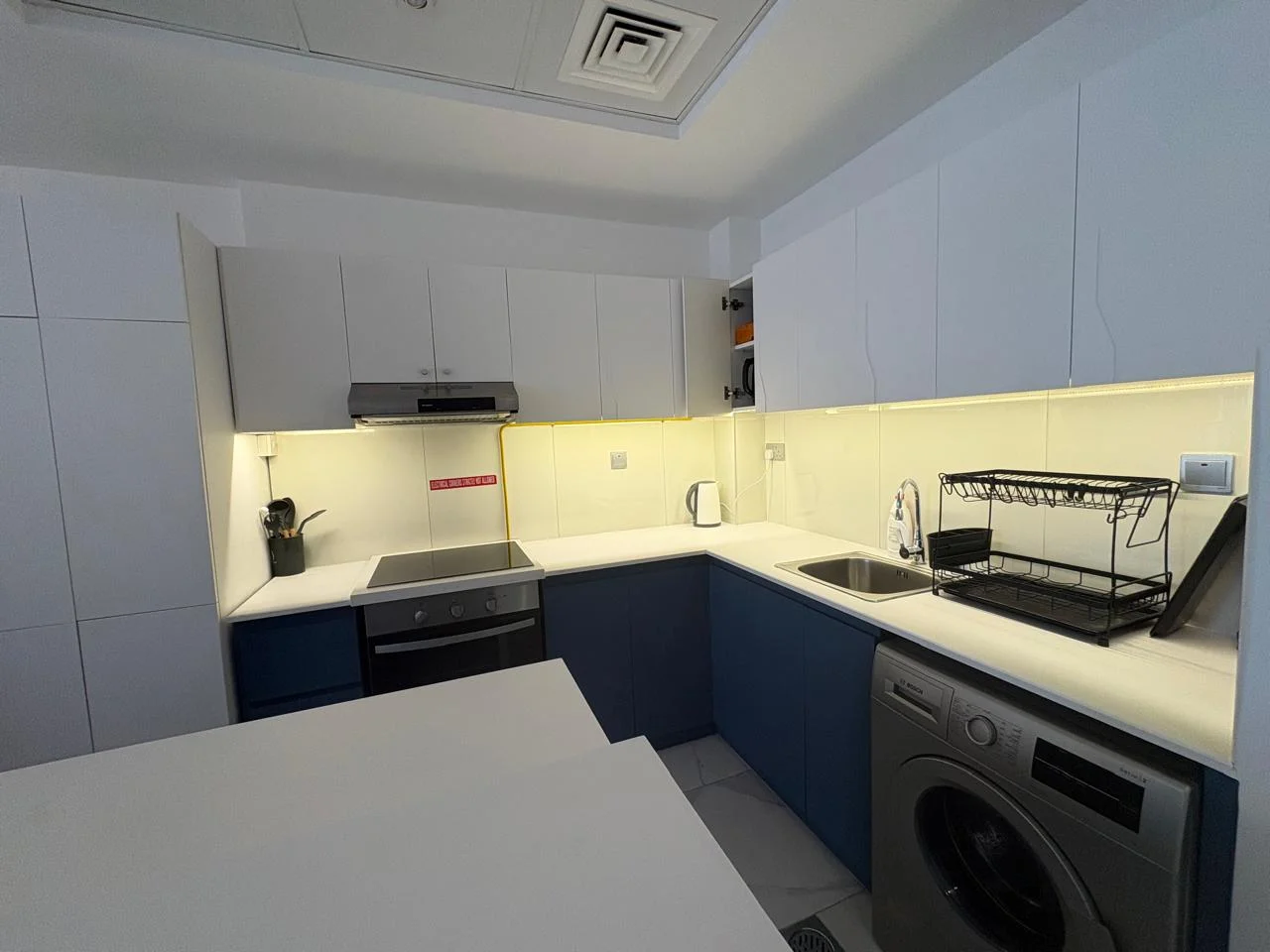 Burj View| Balcony | Canal View | Vacant