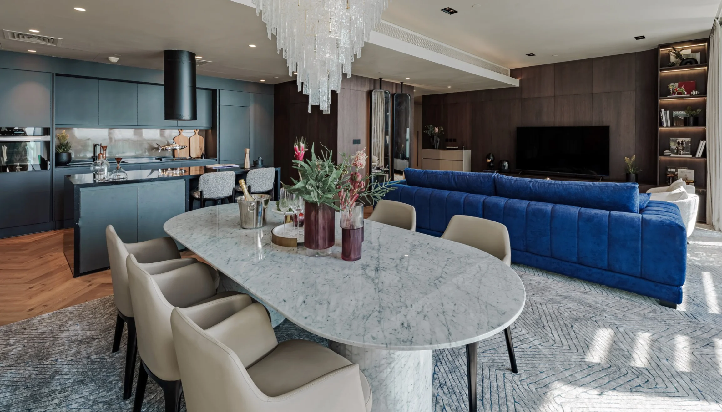 Elegant 2 Bedroom Apartment with Sea View on Bluewaters Island