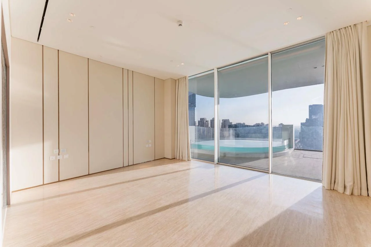 Full Floor Ultra Luxury Penthouse with 270° Views on Bluewaters Island